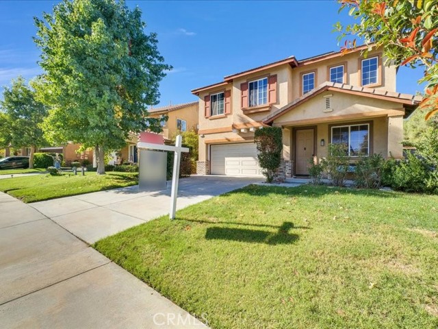 Detail Gallery Image 2 of 42 For 31330 Hidden Lake Rd, Murrieta,  CA 92563 - 3 Beds | 2/1 Baths