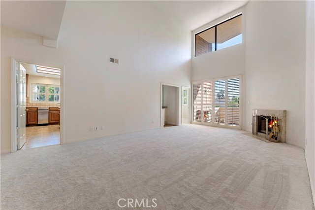 Detail Gallery Image 3 of 21 For 1567 Westholme 4a,  Los Angeles,  CA 90024 - 2 Beds | 2/1 Baths