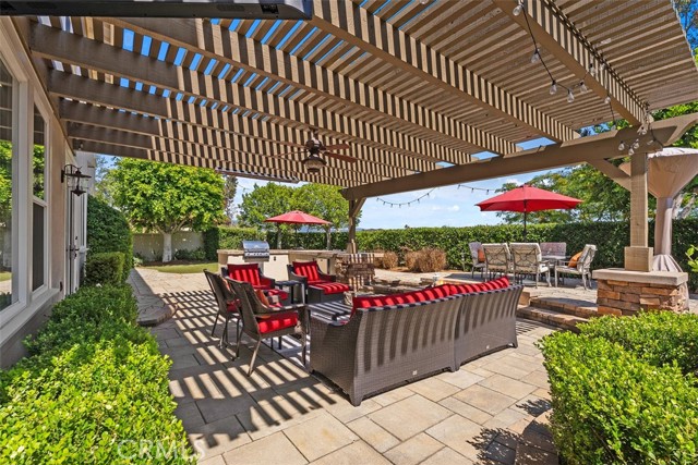 22 Serna, Rancho Santa Margarita CA: https://media.crmls.org/medias/9da15308-72c8-4fd0-a083-e3b5786375e9.jpg