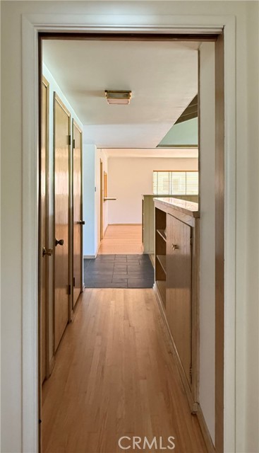 Detail Gallery Image 19 of 29 For 9221 Rubio Ave, North Hills,  CA 91343 - 2 Beds | 2 Baths