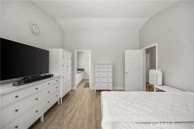 Detail Gallery Image 17 of 36 For 418 E Olive #B, Monrovia,  CA 91016 - 3 Beds | 2/1 Baths