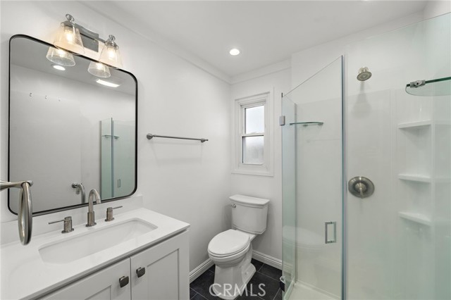 Detail Gallery Image 11 of 13 For 3212 2nd Ave, Corona Del Mar,  CA 92625 - 2 Beds | 2 Baths