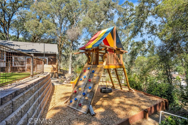 Detail Gallery Image 30 of 46 For 820 Fourth St, Lakeport,  CA 95453 - 4 Beds | 2/1 Baths