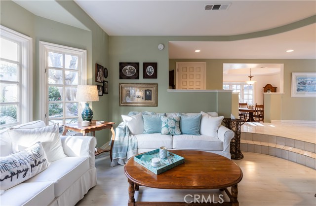 Detail Gallery Image 12 of 37 For 24421 Santa Clara Ave, Dana Point,  CA 92629 - 2 Beds | 2/1 Baths