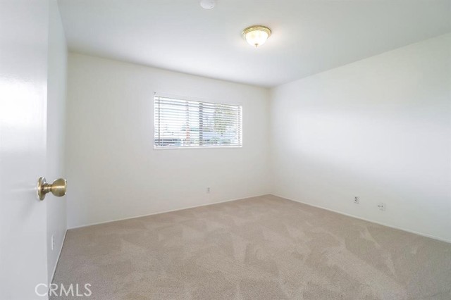 Detail Gallery Image 10 of 20 For 1870 Burch Ave, Simi Valley,  CA 93063 - 3 Beds | 2 Baths