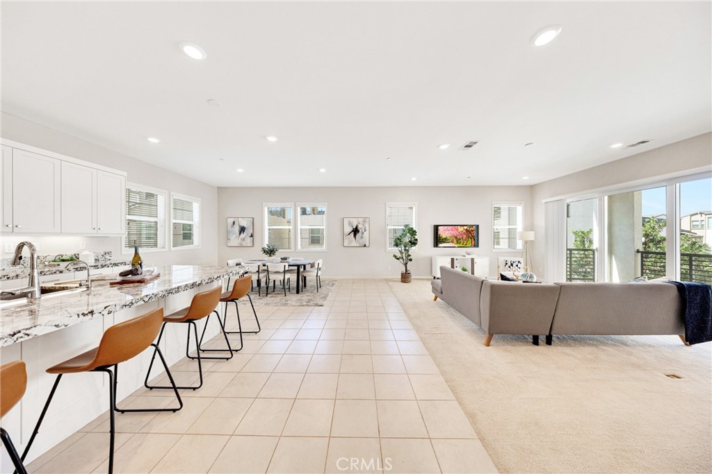 9da33fb1 1493 4d00 95a9 244ed20b7c4b