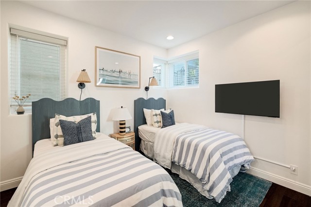 Detail Gallery Image 58 of 66 For 229 23rd, Manhattan Beach,  CA 90266 - 3 Beds | 4 Baths