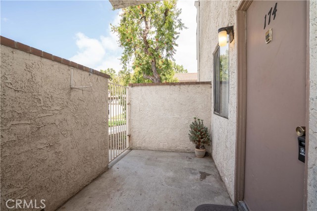 Detail Gallery Image 25 of 39 For 25035 Peachland Ave #174,  Newhall,  CA 91321 - 3 Beds | 2 Baths