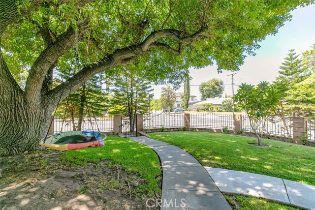 Detail Gallery Image 2 of 37 For 6602 Charlesworth Ave, North Hollywood,  CA 91606 - 3 Beds | 2 Baths