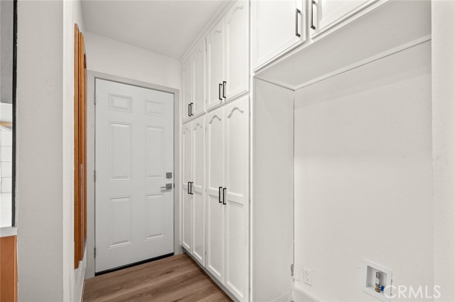 Detail Gallery Image 14 of 44 For 924 W Almond St, Compton,  CA 90220 - 3 Beds | 2 Baths