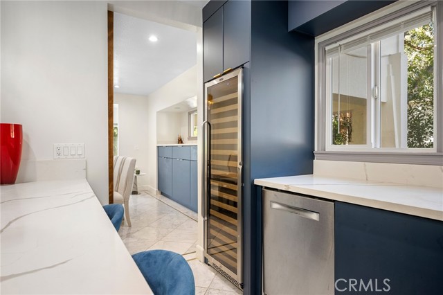 Detail Gallery Image 20 of 70 For 2065 E Altadena, Altadena,  CA 91001 - 7 Beds | 9 Baths