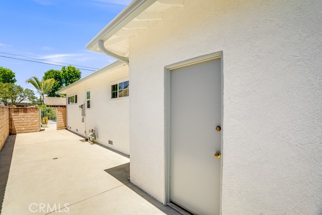 Detail Gallery Image 24 of 31 For 7327 Leescott Ave, Lake Balboa,  CA 91406 - 3 Beds | 2 Baths