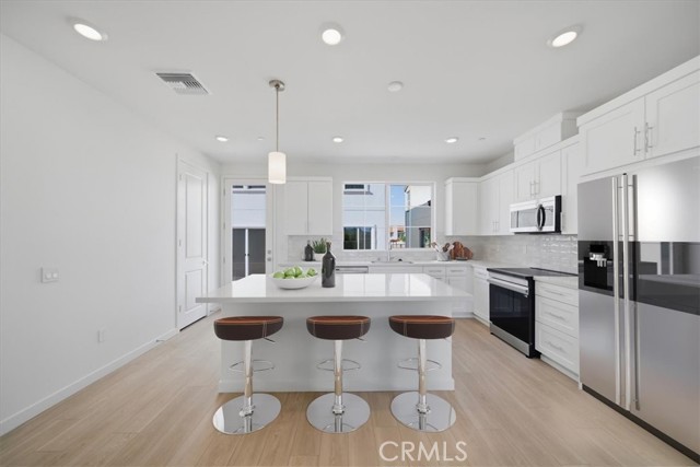 Detail Gallery Image 6 of 38 For 4841 E Beltramo Ranch Rd, Moorpark,  CA 93021 - 3 Beds | 2/1 Baths