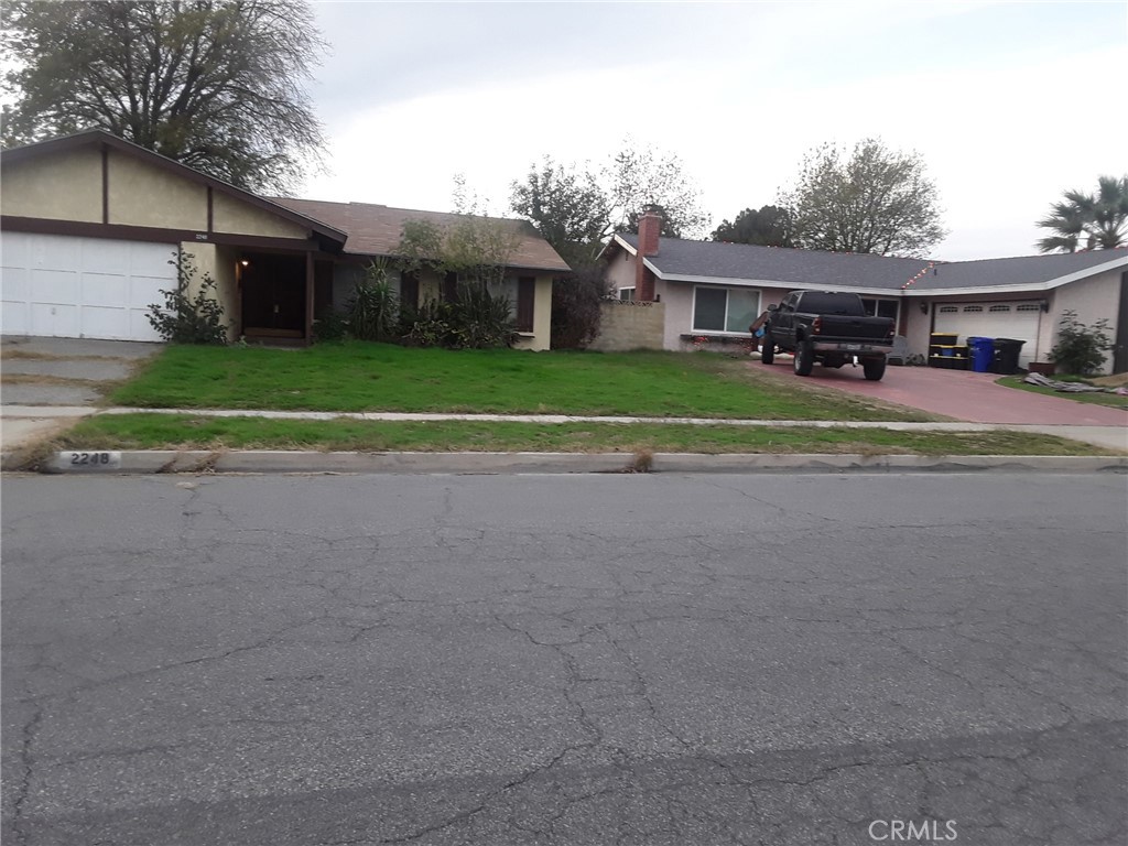 2248 N Arrowhead