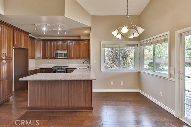 Detail Gallery Image 16 of 56 For 6988 Lafayette St, Moorpark,  CA 93021 - 3 Beds | 2 Baths