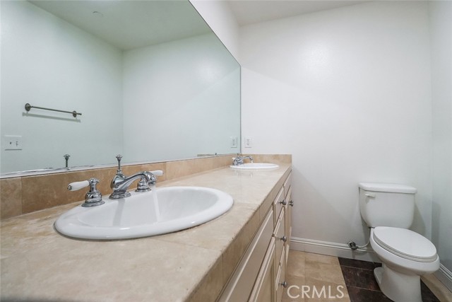 Detail Gallery Image 37 of 46 For 7132 Farralone Ave #207,  Canoga Park,  CA 91303 - 3 Beds | 2/1 Baths