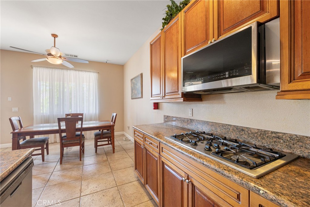 MLS #OC25198586 image #30