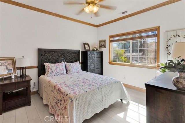 Detail Gallery Image 20 of 56 For 19985 Red Feather, Apple Valley,  CA 92307 - 3 Beds | 2/1 Baths