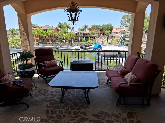 30295 Little Harbor Drive, Canyon Lake CA: https://media.crmls.org/medias/9dab8fe2-a876-4a55-aa73-4ec44e15231c.jpg