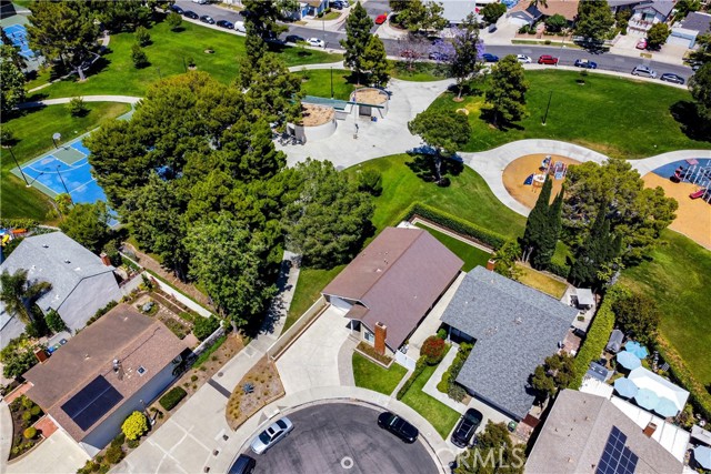 3701 S Ross Street, Santa Ana CA: https://media.crmls.org/medias/9dabd053-238a-407b-81dd-f9ad1fcd1905.jpg
