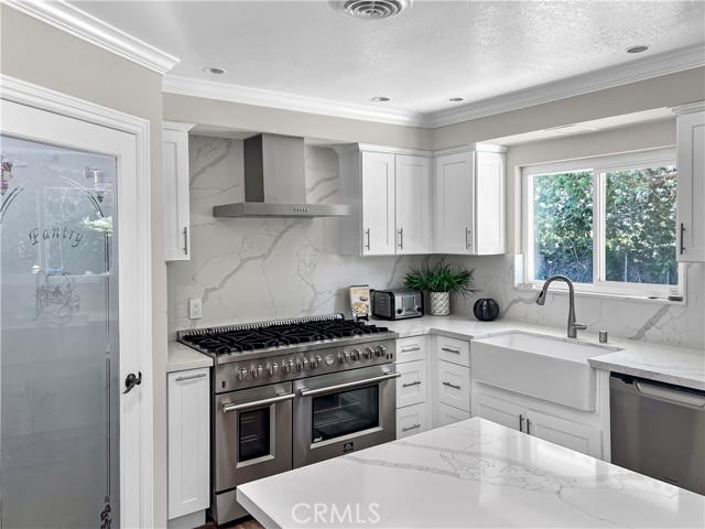 Detail Gallery Image 17 of 37 For 5471 Cherrylee Ln, Yorba Linda,  CA 92886 - 4 Beds | 2 Baths