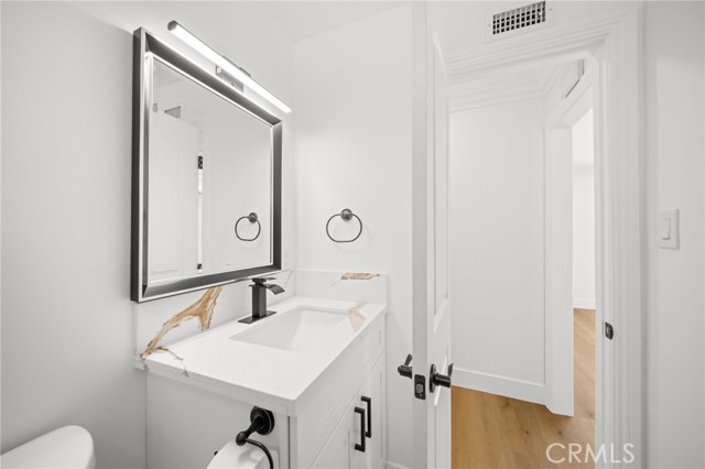 Detail Gallery Image 19 of 39 For 11744 Hollyview, La Mirada,  CA 90638 - 3 Beds | 2 Baths