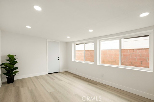 414 Markton Street, Los Angeles CA: https://media.crmls.org/medias/9dad0199-d43c-4da5-9ac1-002a3d8261b2.jpg