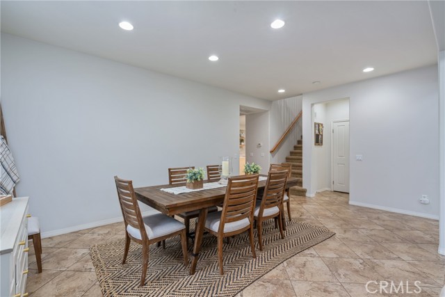 Detail Gallery Image 7 of 66 For 8111 Finch St, Corona,  CA 92880 - 5 Beds | 3 Baths