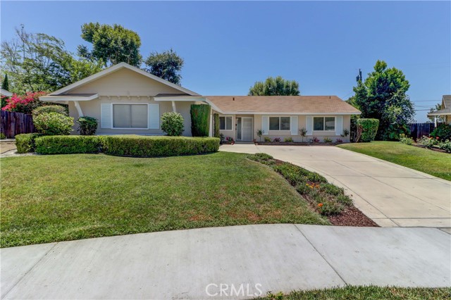 676 Magnolia Ave, Upland, CA 91786