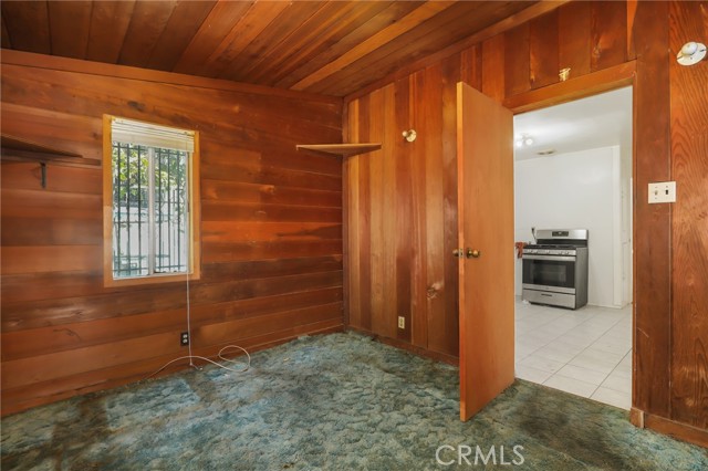 Detail Gallery Image 10 of 20 For 415 N Westlake Ave, Los Angeles,  CA 90026 - 3 Beds | 1 Baths