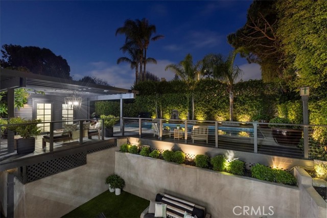 1012 10th Street, Manhattan Beach CA: https://media.crmls.org/medias/9dae939f-9c7a-44a5-bb79-72e0dc8ddf4b.jpg