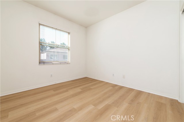 27 Maycrest, Irvine CA: https://media.crmls.org/medias/9daea01a-2993-4486-bad6-33f5a952a93c.jpg