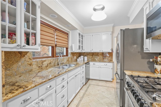 Detail Gallery Image 10 of 47 For 1342 W 19th St, San Pedro,  CA 90732 - 3 Beds | 2 Baths