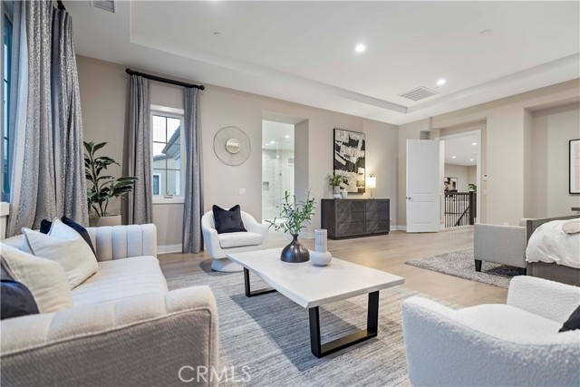 Detail Gallery Image 26 of 36 For 115 Interstellar, Irvine,  CA 92618 - 5 Beds | 5/1 Baths