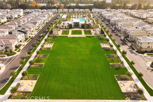 390 Riverbend, Lake Forest CA: https://media.crmls.org/medias/9db04afa-cf8a-4142-9d08-0af272e5d459.jpg