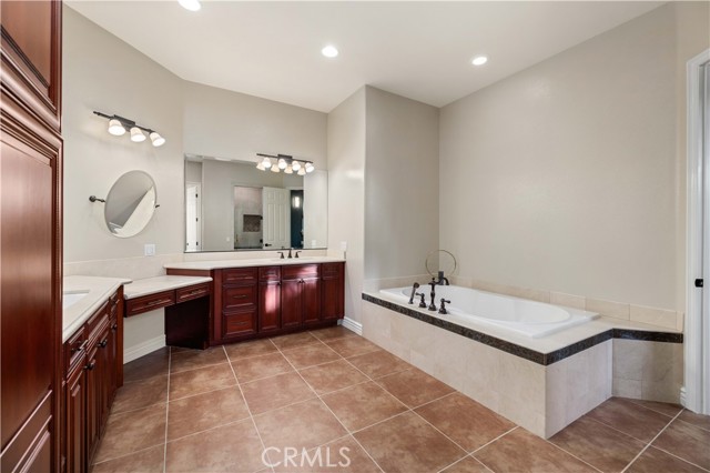 Detail Gallery Image 36 of 65 For 4124 Paddock Way, Lancaster,  CA 93536 - 4 Beds | 5 Baths