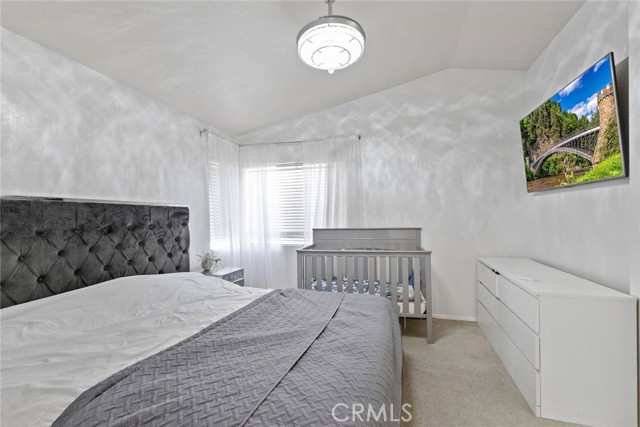 Detail Gallery Image 18 of 33 For 29355 Clear View Ln, Highland,  CA 92346 - 3 Beds | 2/1 Baths