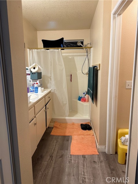 Detail Gallery Image 16 of 20 For 14565 Green River Rd, Victorville,  CA 92394 - 4 Beds | 2/1 Baths