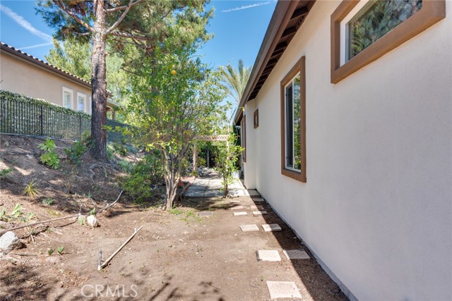 Detail Gallery Image 27 of 49 For 9328 Holly Lane, Corona,  CA 92883 - 2 Beds | 2/1 Baths