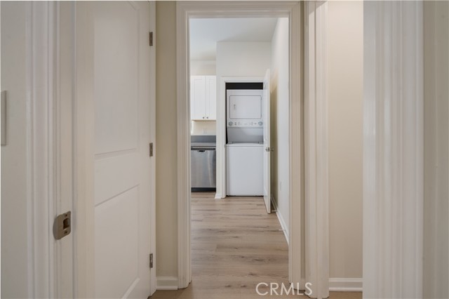 1273 S Sycamore Avenue, Los Angeles CA: https://media.crmls.org/medias/9db1a67b-d6ea-4cb9-9b1d-a93baecd9df8.jpg