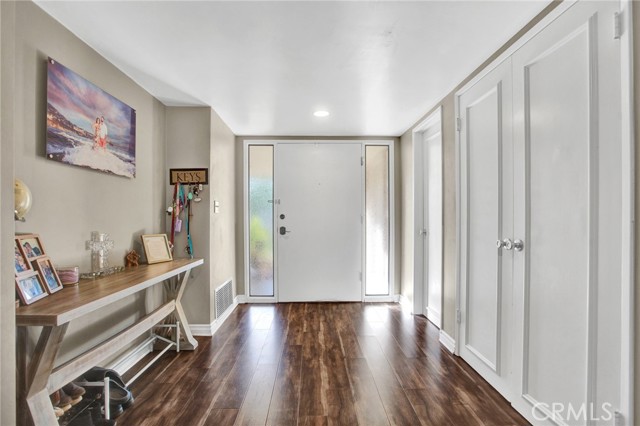 10122 Cozycroft Avenue, Chatsworth, CA, 91311 10122 Cozycroft Avenue, Chatsworth, CA, 91311