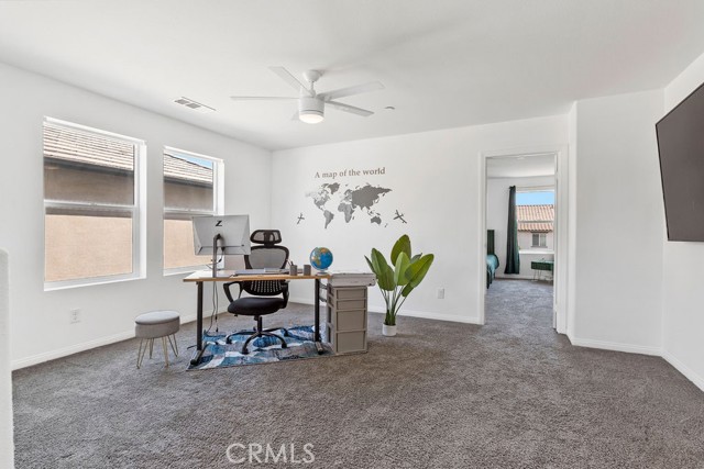 706 Leather Oak Lane, Pomona CA: https://media.crmls.org/medias/9db29a8b-5669-428d-bfa1-58af853e2a22.jpg