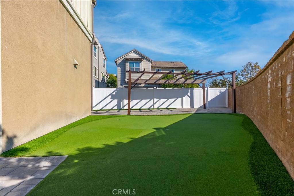 MLS #OC25269720 image #16