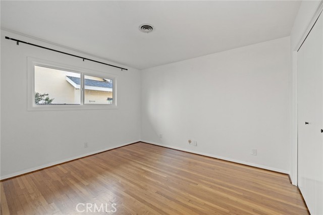 Image 12 of 29 For 5258 Hanover Drive