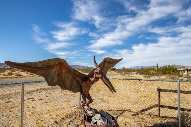 Detail Gallery Image 20 of 50 For 65076 E Broadway, Joshua Tree,  CA 92252 - 2 Beds | 1 Baths