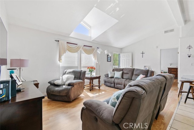 20401 Soledad Canyon Road, Canyon Country CA: https://media.crmls.org/medias/9db53f2f-f6b6-4ccc-8c46-998c2fa596d1.jpg