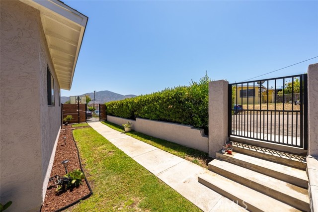 Home for Sale in Spring Valley