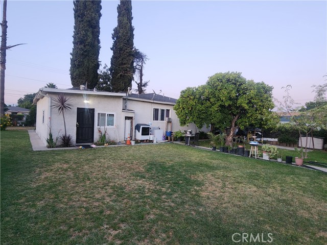12138 Magnolia Street, El Monte CA: https://media.crmls.org/medias/9db8fcb6-96ce-4ffc-9b21-a471000f4db9.jpg