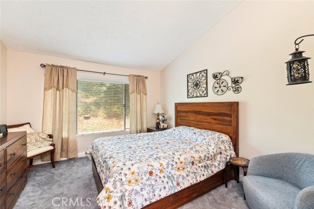 13208 Setting Sun Court, Chino Hills CA: https://media.crmls.org/medias/9dba2a26-dc69-459a-8e20-eb89018c3775.jpg