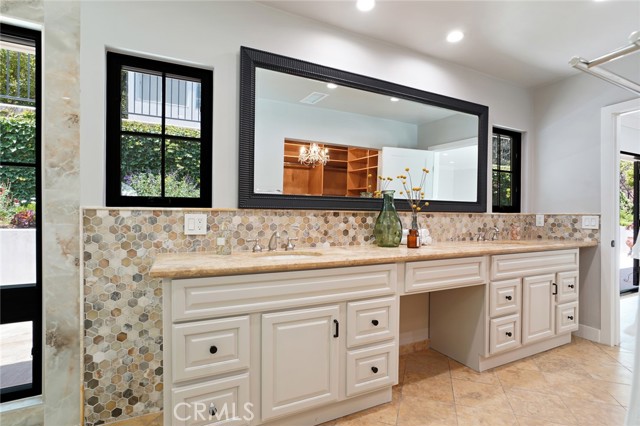 Detail Gallery Image 26 of 49 For 3515 Weslin Ave, Sherman Oaks,  CA 91423 - 3 Beds | 3 Baths